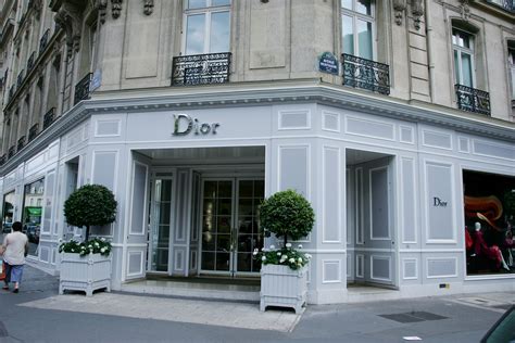 primera tienda dior